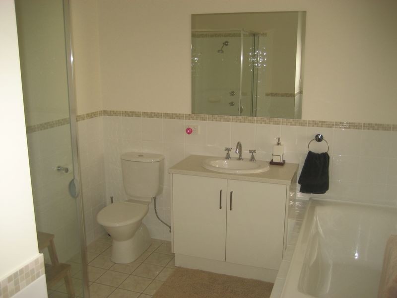 1a Philip Street, Valley View SA 5093