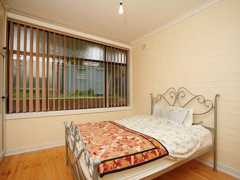 30 Robert Court, Para Hills SA 5096