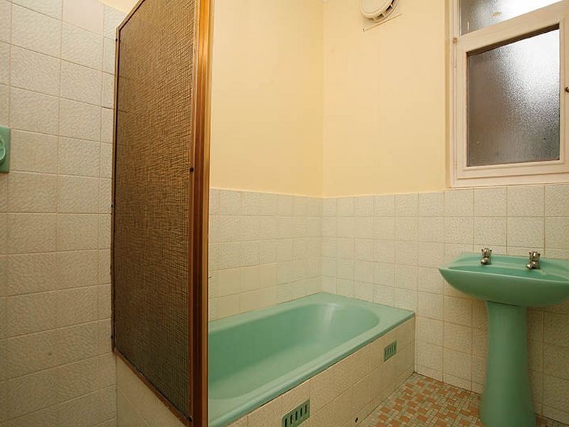 30 Robert Court, Para Hills SA 5096