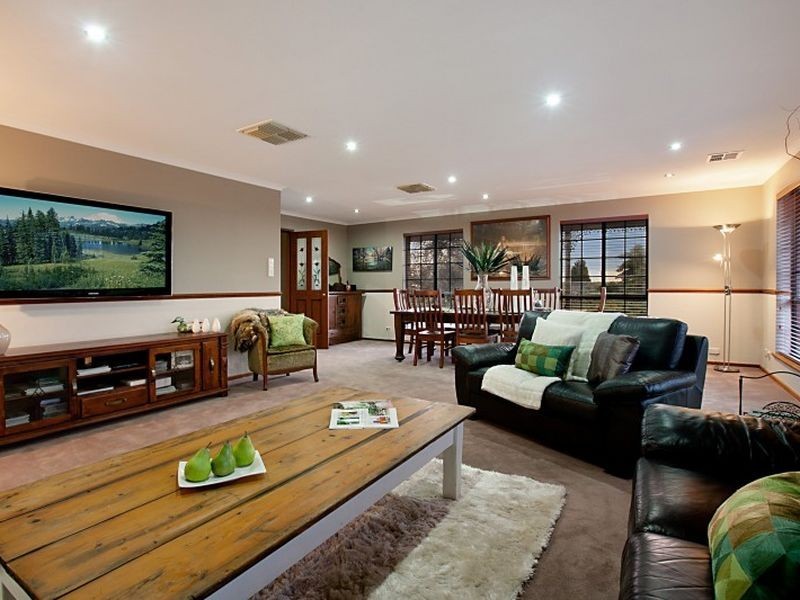 1 Verdant Court, Wynn Vale SA 5127