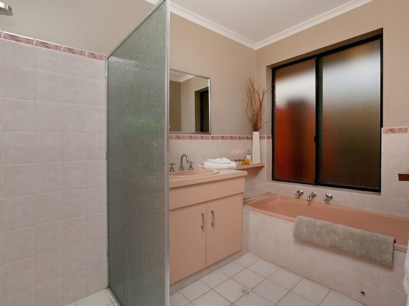 1 Verdant Court, Wynn Vale SA 5127