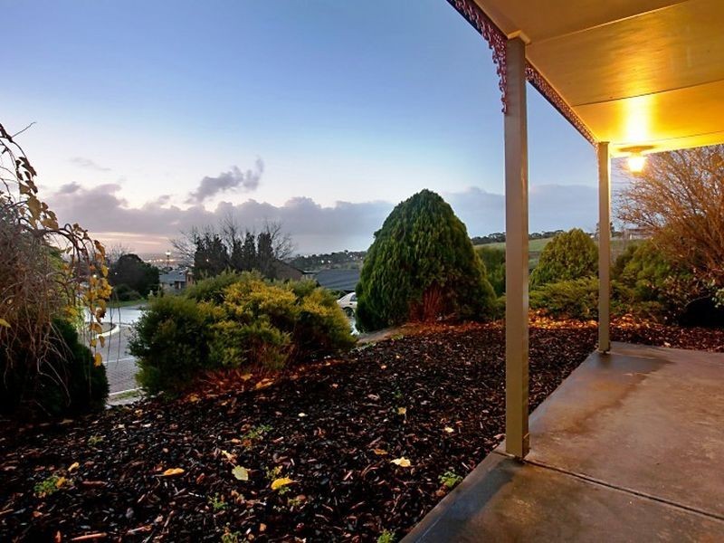 1 Verdant Court, Wynn Vale SA 5127