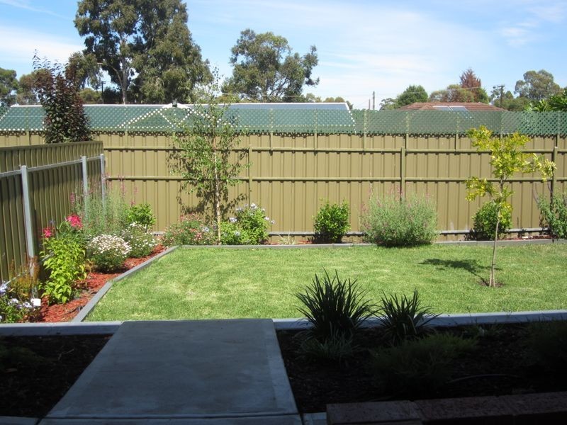 10a & 10b Raymond Road, St Agnes SA 5097