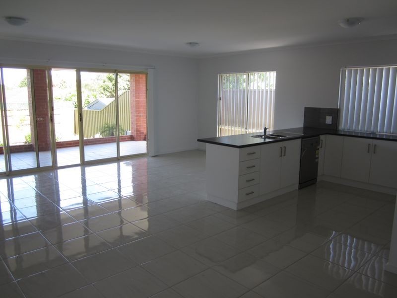 10a & 10b Raymond Road, St Agnes SA 5097