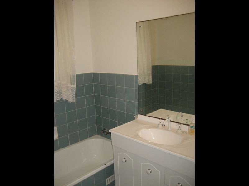 6 Knightsbridge Avenue, Valley View SA 5093