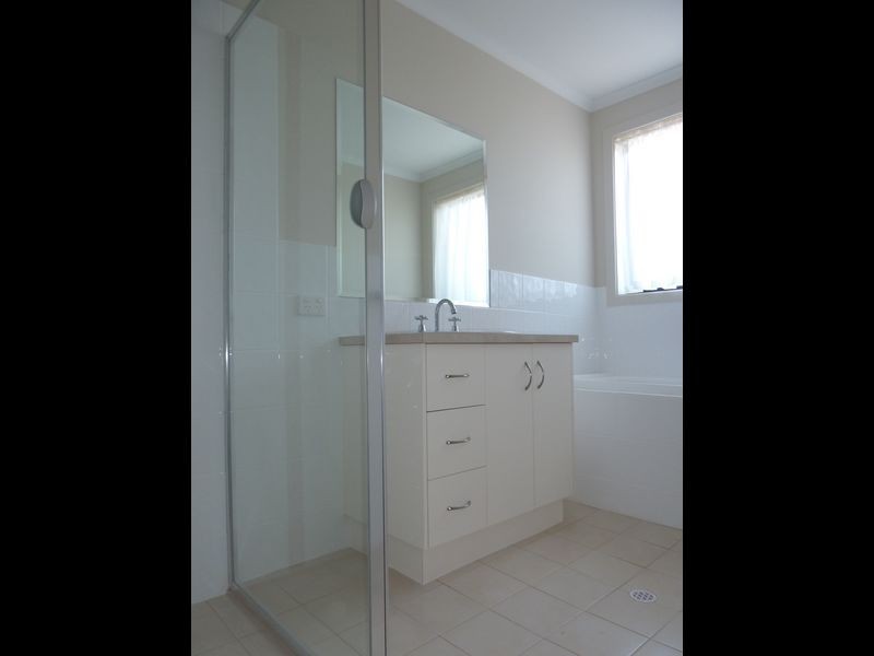 2 Caspian Lane, Andrews Farm SA 5114