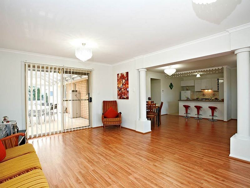 4 Rosette Avenue, Para Hills West SA 5096