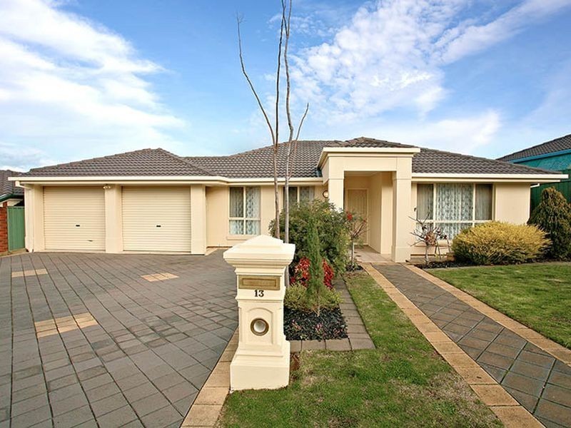 13 Saddle Crescent, Walkley Heights SA 5098