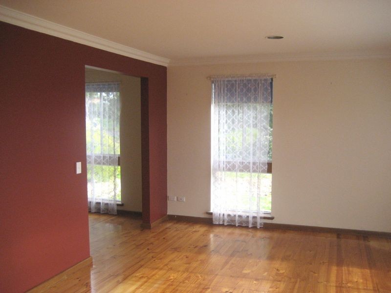 25 Wyndham Crescent, Surrey Downs SA 5126