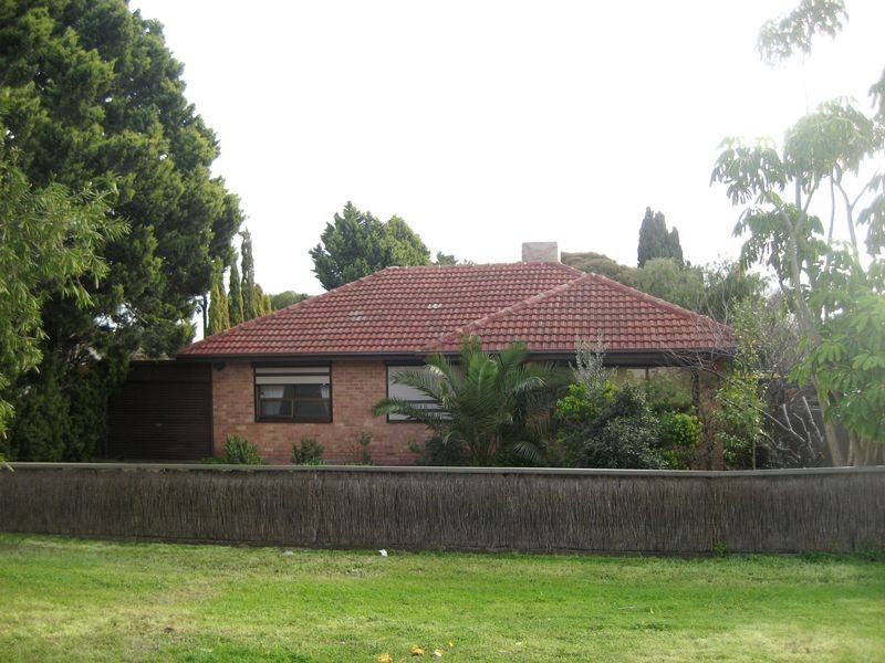 4 The Parkway, Holden Hill SA 5088