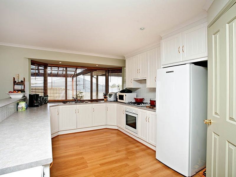 3 Creekview Drive, Walkley Heights SA 5098