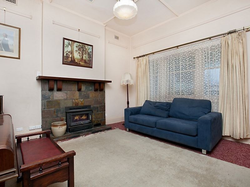 24 Eynesbury Avenue, Kingswood SA 5062