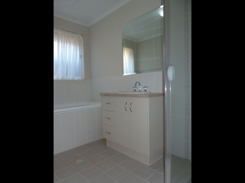 17 (Lot 5) Olive Grove, Munno Para West SA 5115