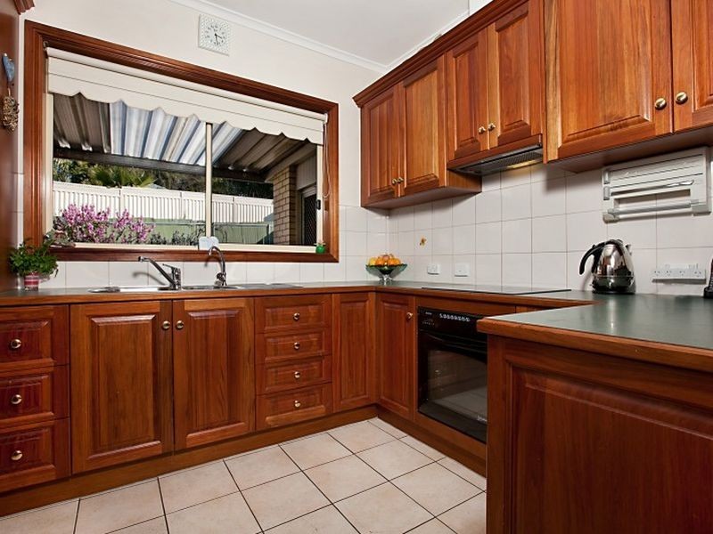 21 Cremin Street, Fairview Park SA 5126