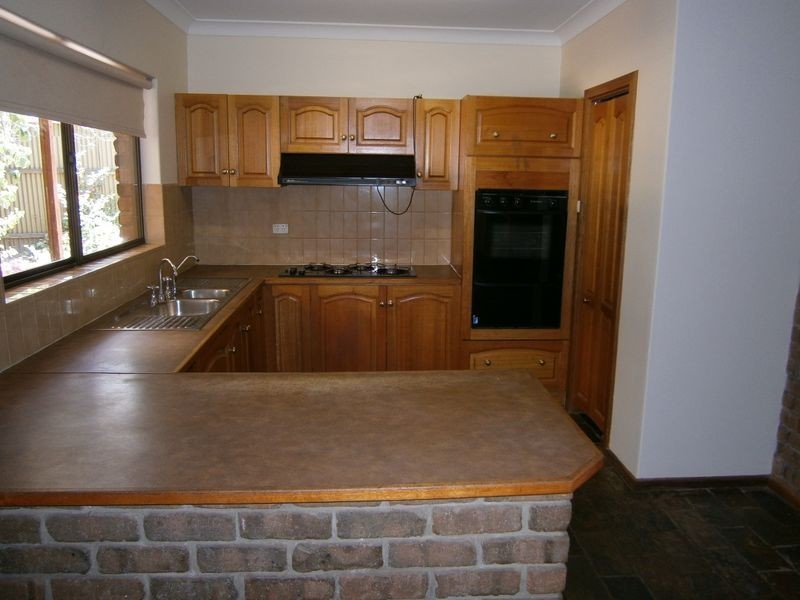 15 Upton Street, Elizabeth Vale SA 5112