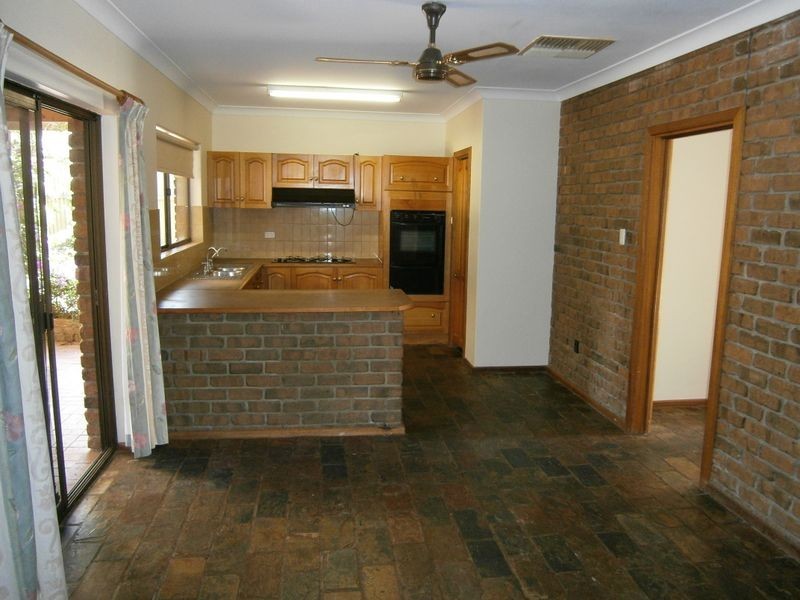 15 Upton Street, Elizabeth Vale SA 5112