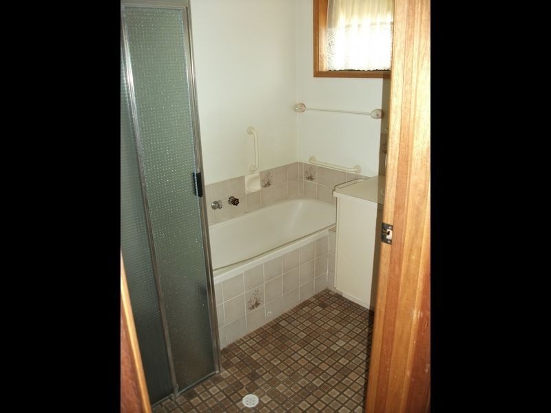 1/33 Doxiadis Street, St Agnes SA 5097