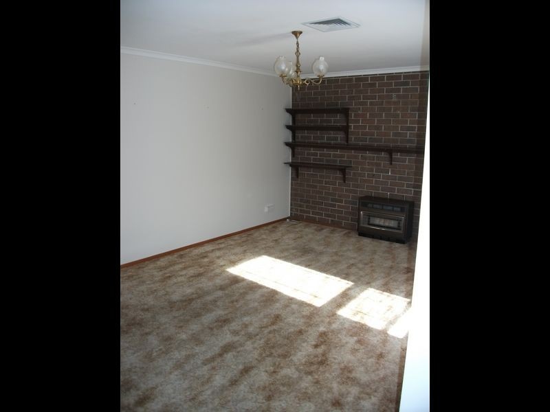 1/33 Doxiadis Street, St Agnes SA 5097