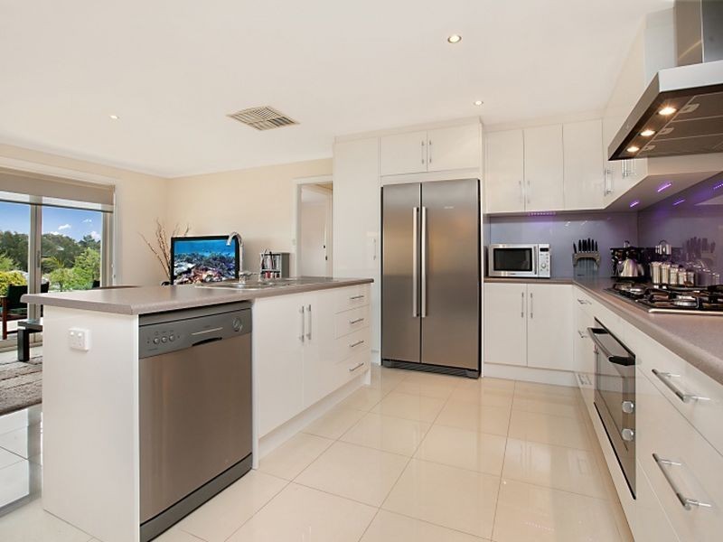 12 Dallas Court, Wynn Vale SA 5127
