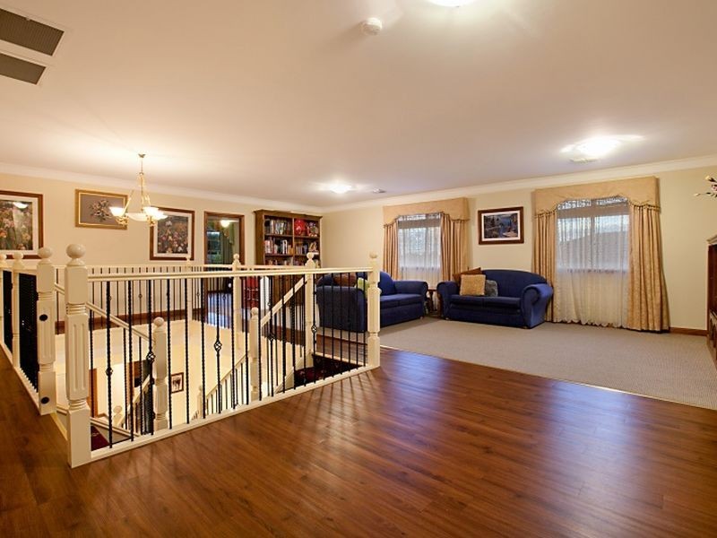 3 Sandstone Avenue, Walkley Heights SA 5098