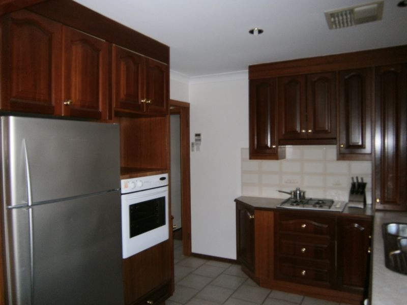 3 Padbury Road, Gilles Plains SA 5086