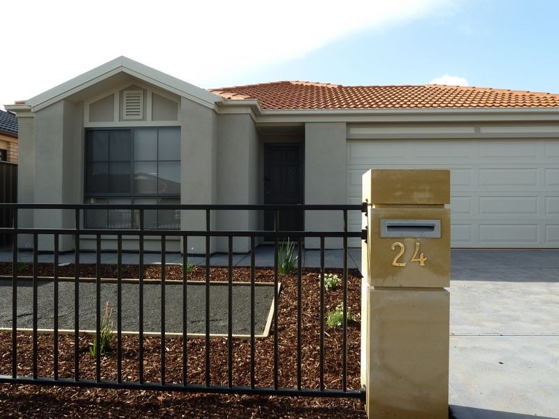 24 St Germain Avenue, Andrews Farm SA 5114