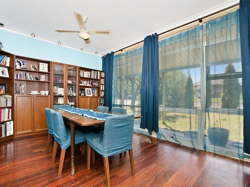 8 Leane Avenue, Ridgehaven SA 5097