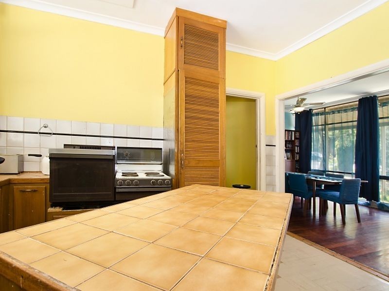8 Leane Avenue, Ridgehaven SA 5097