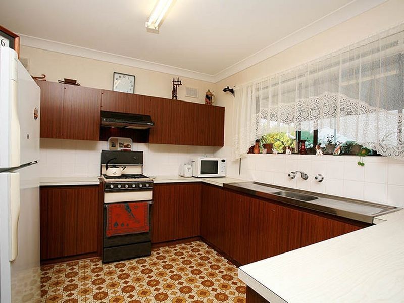 18 Carole Crescent, Modbury SA 5092