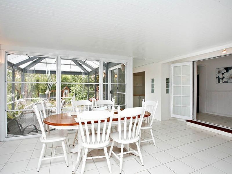 2 Far View Crescent, Ridgehaven SA 5097