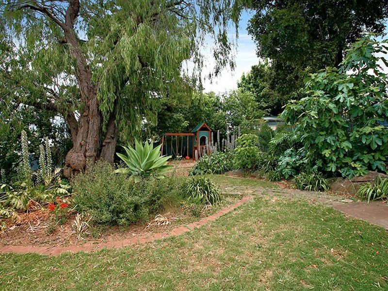 2 Far View Crescent, Ridgehaven SA 5097