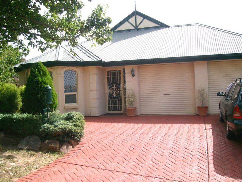 6 Satsuma Crescent, Golden Grove SA 5125