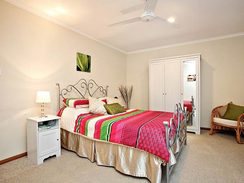 2/3 Far View Crescent, Ridgehaven SA 5097