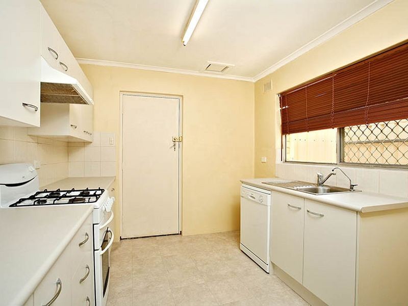 190 Maxwell Road, Para Hills SA 5096