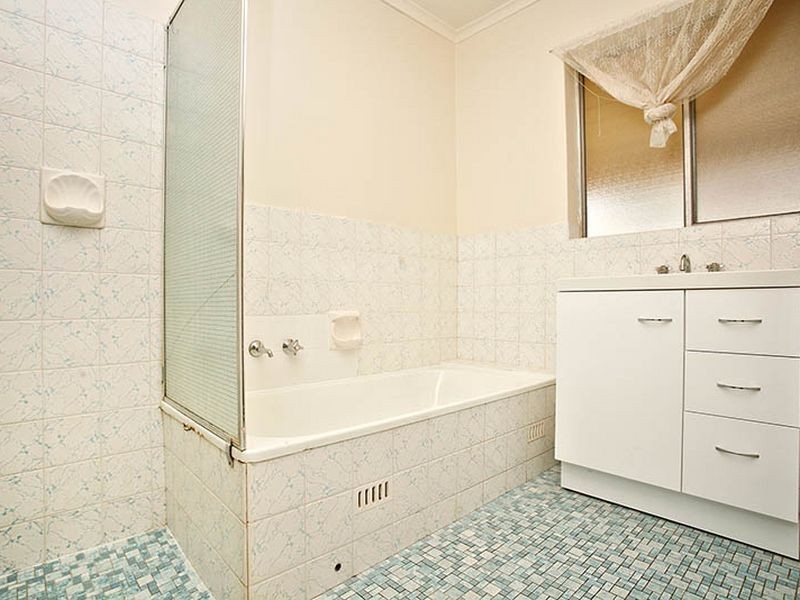 190 Maxwell Road, Para Hills SA 5096