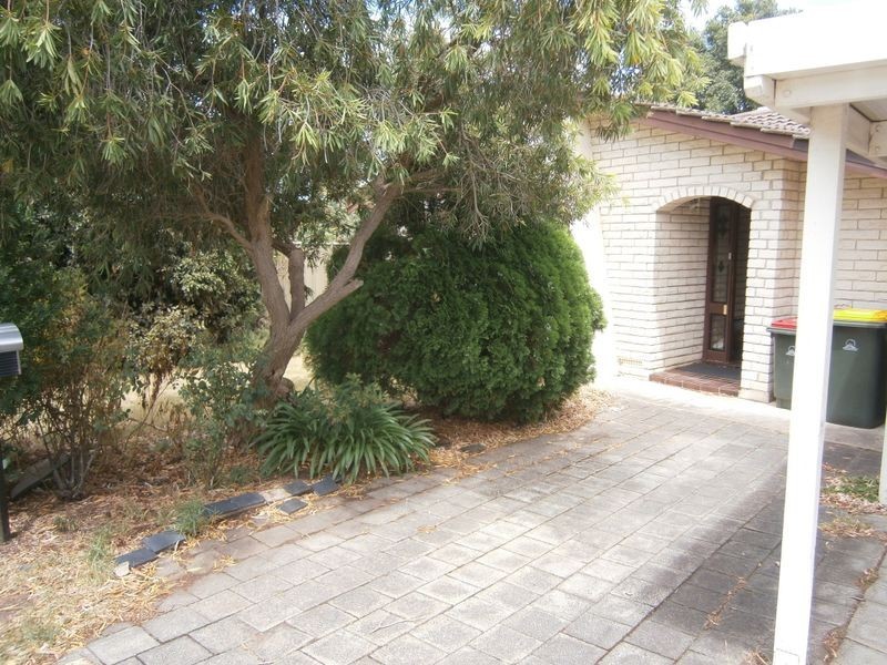 19 Malbanda Avenue, Para Vista SA 5093