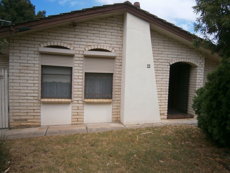 19 Malbanda Avenue, Para Vista SA 5093
