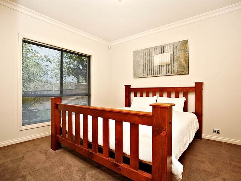 17 McCann Place, Greenwith SA 5125