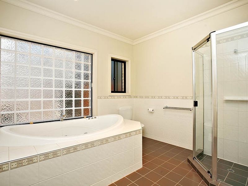 17 McCann Place, Greenwith SA 5125