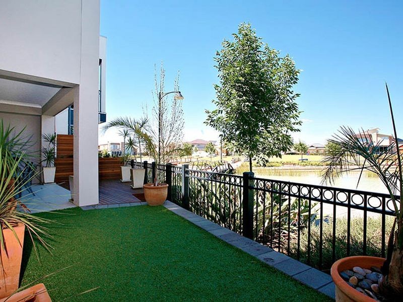 23 Santorini Walk, Mawson Lakes SA 5095