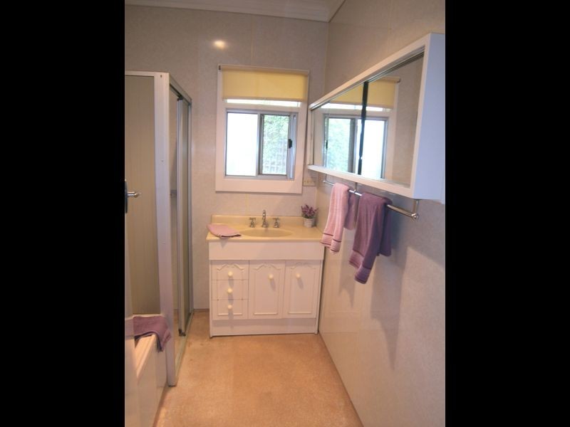 1 Leane Avenue, Ridgehaven SA 5097
