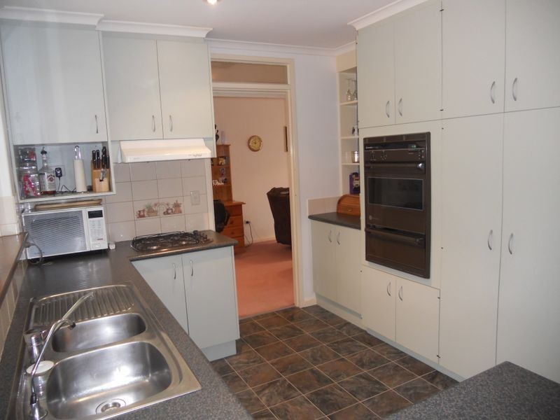 21 Wongabeena Drive, Surrey Downs SA 5126