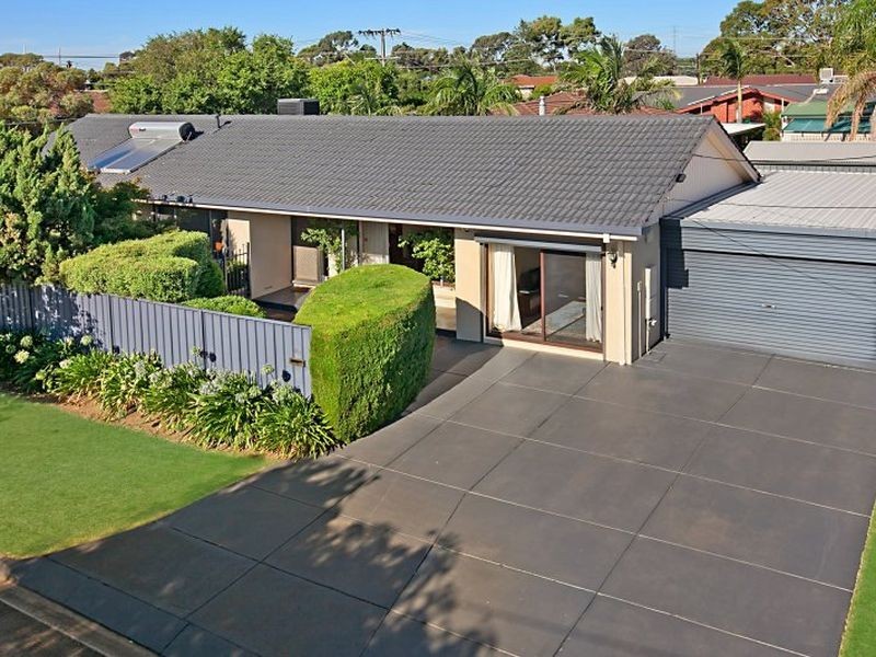 113 Billabong Road, Para Hills SA 5096