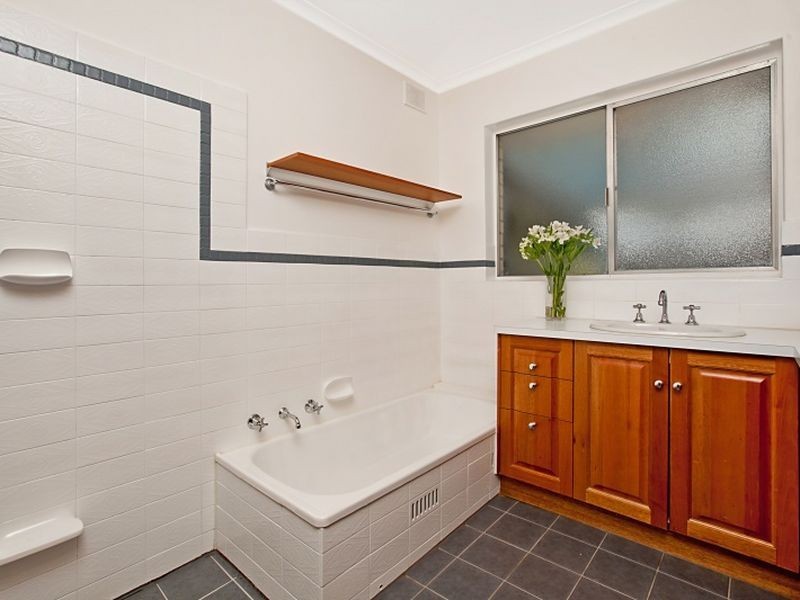 113 Billabong Road, Para Hills SA 5096