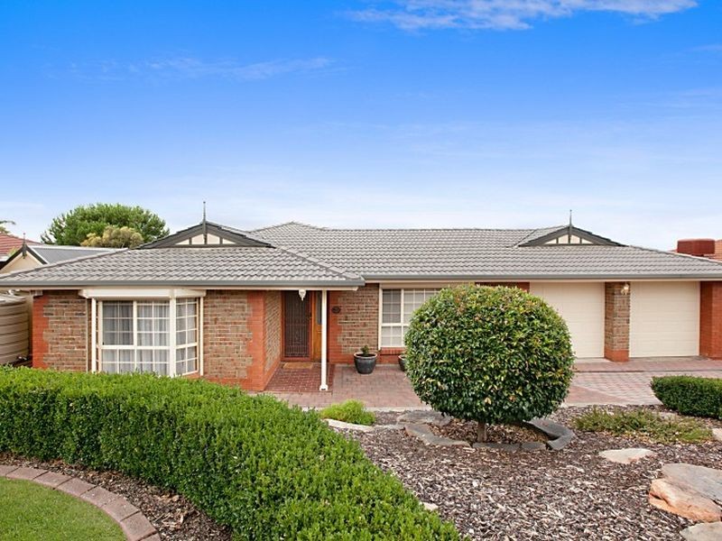 30 Rotz Court, Golden Grove SA 5125
