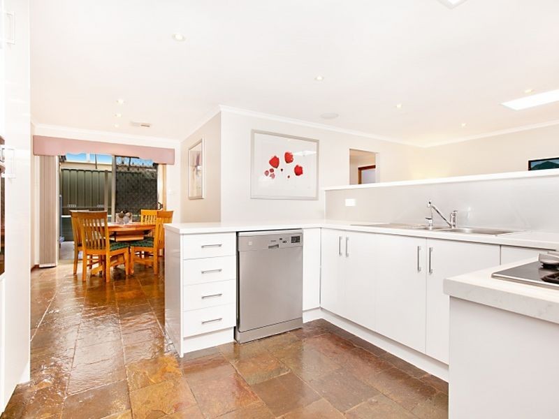 30 Rotz Court, Golden Grove SA 5125