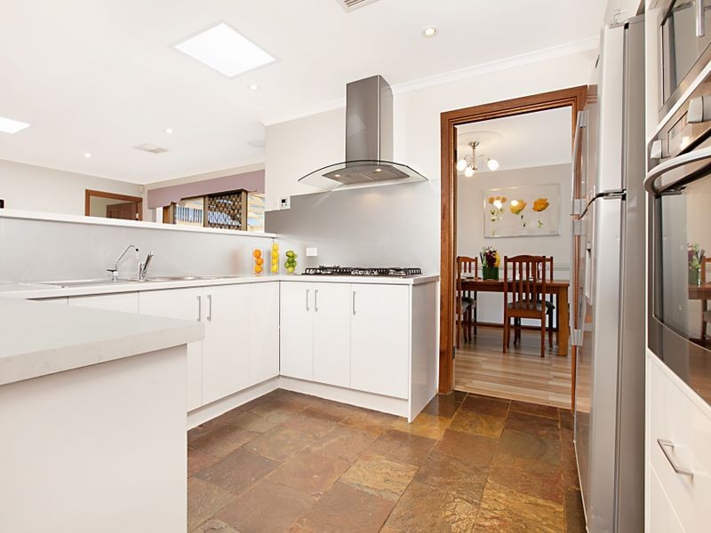 30 Rotz Court, Golden Grove SA 5125