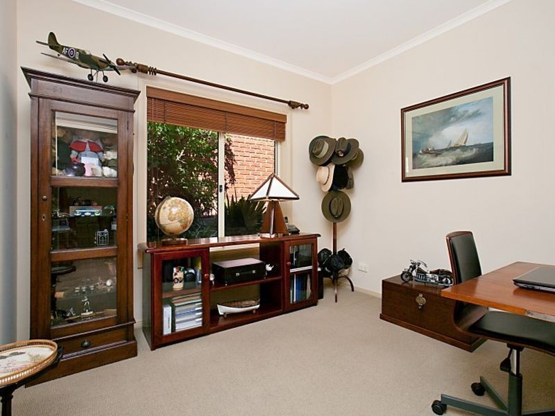8 Lake Fortesque, Greenwith SA 5125
