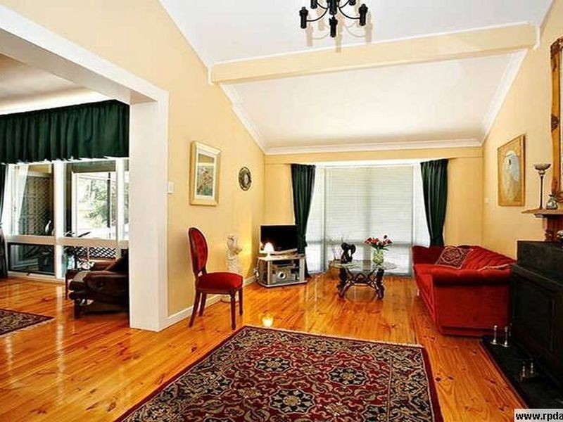 4 Nunyah Drive, Banksia Park SA 5091