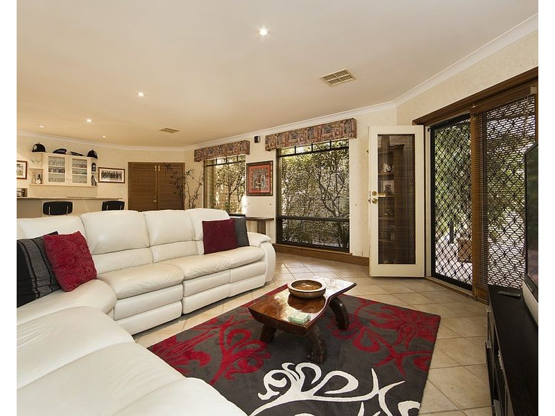 1 Holly Place, Golden Grove SA 5125